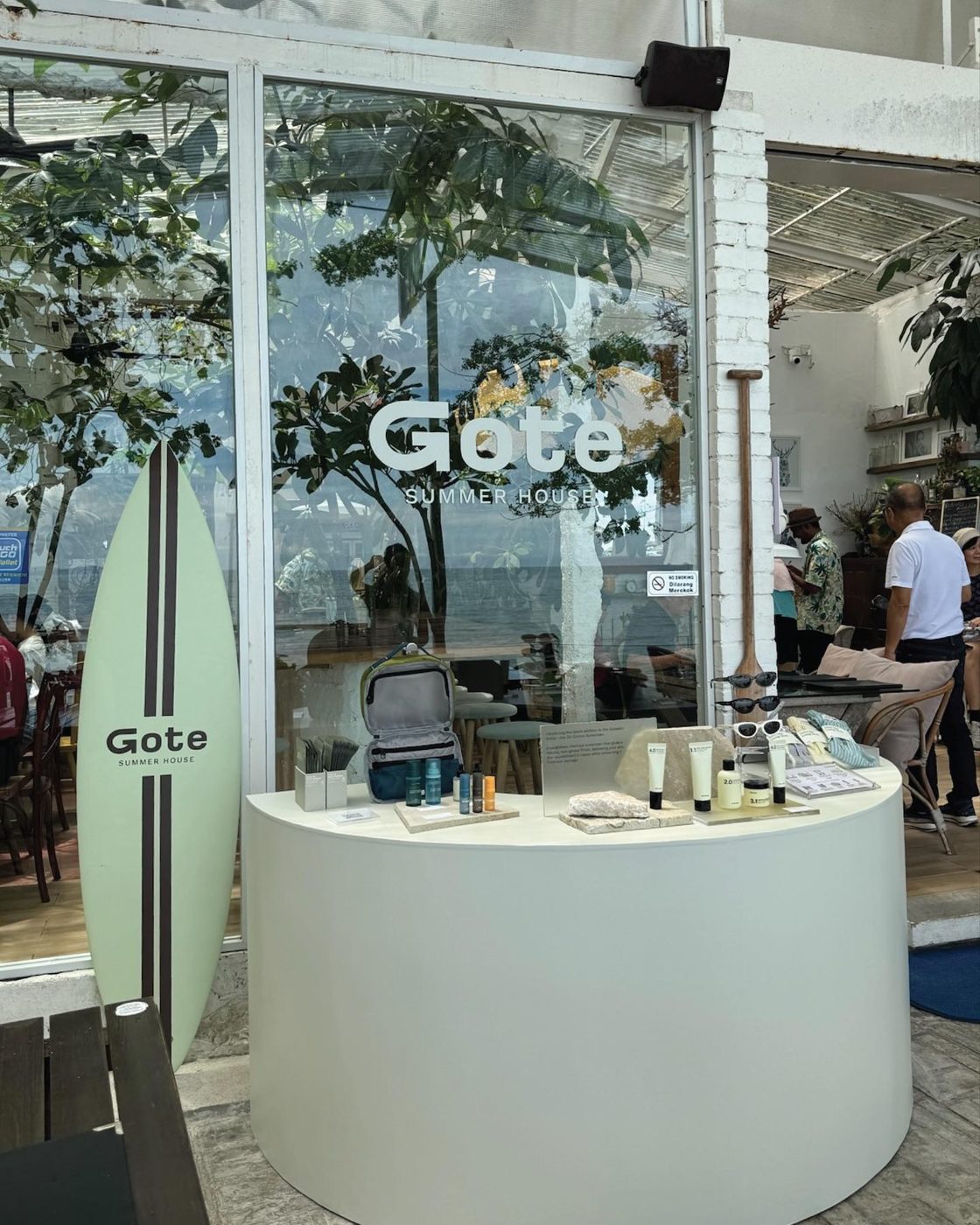 Summer House pop up counter